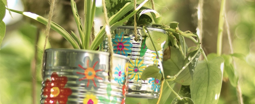 Upcyclez des boites de conserve en pots de fleurs