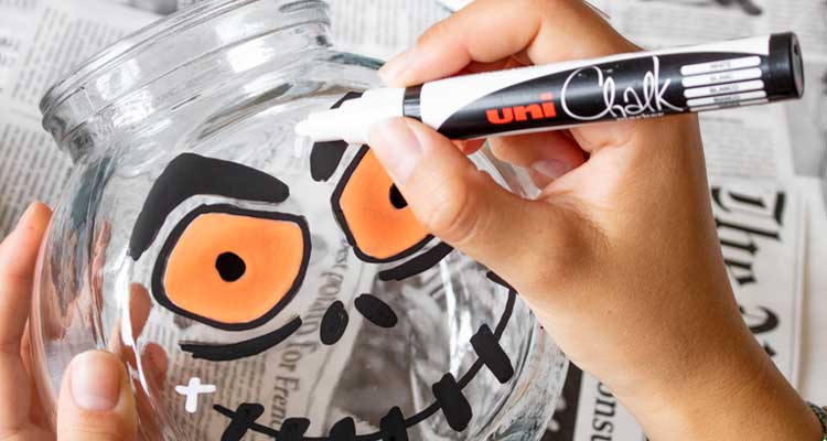  uni-ball chalk markers custo halloween